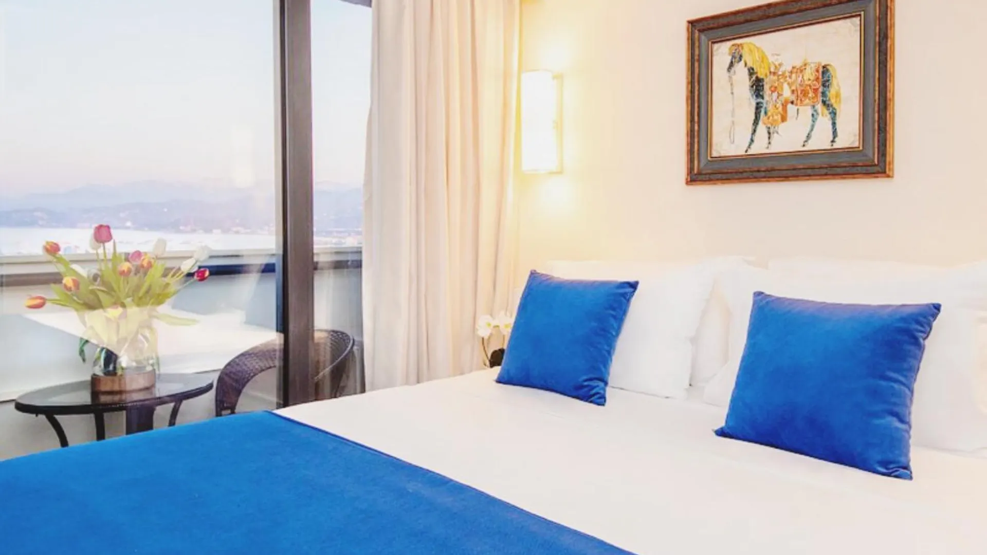 Orbi City - Best Central Apartments Batumi 0*,