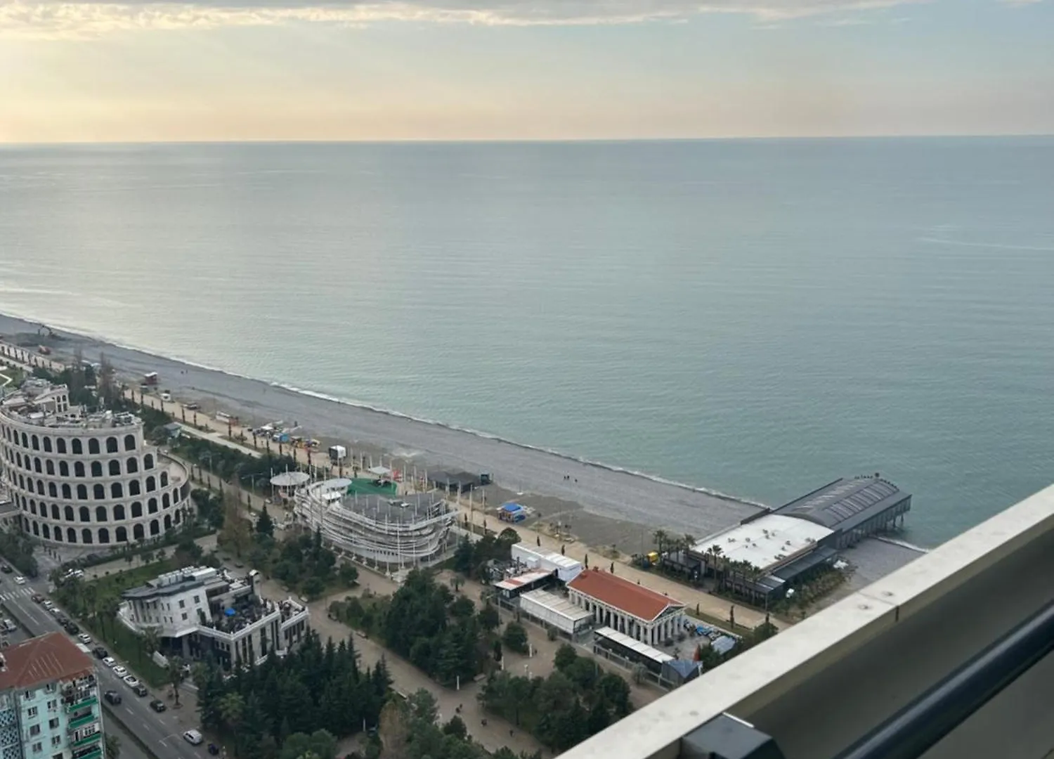 Orbi City - Best Central Apartments Batumi 0*,